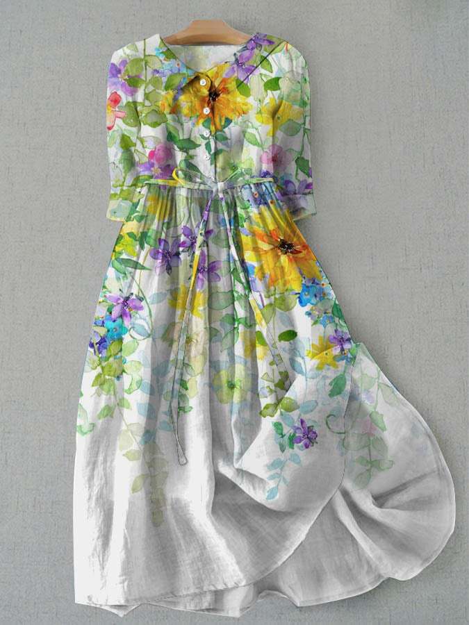 Selma – Romantisk sommarklänning med blommiga accenter