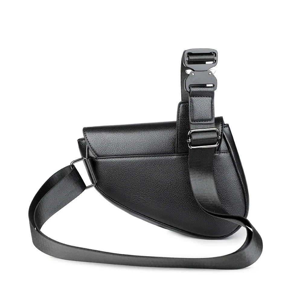 Björn Saddle Crossbody Bag